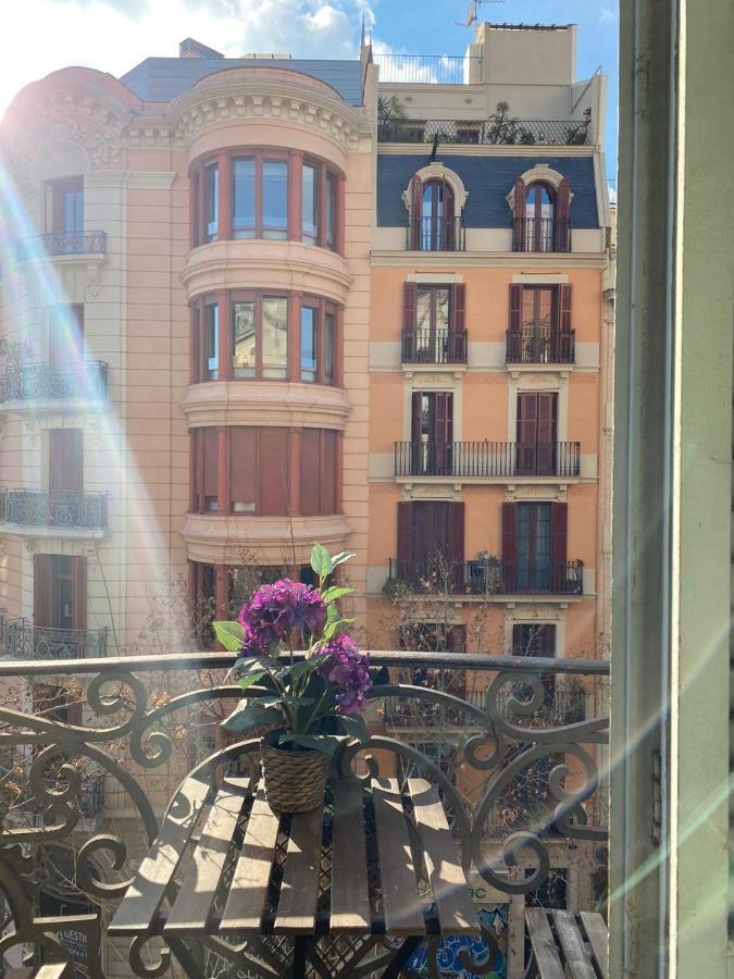 Barcelona Central Apartments Exterior photo
