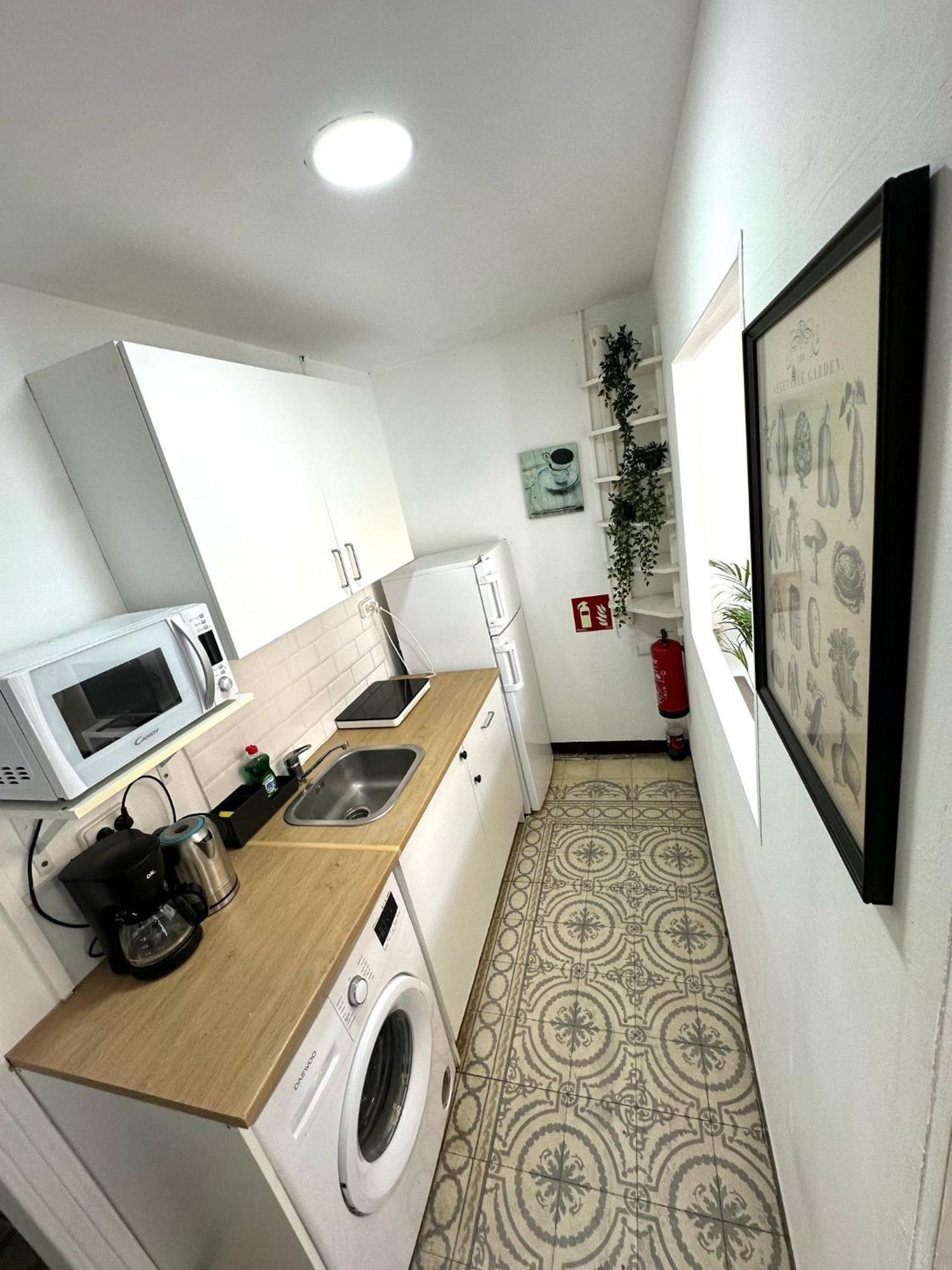 Barcelona Central Apartments Exterior photo