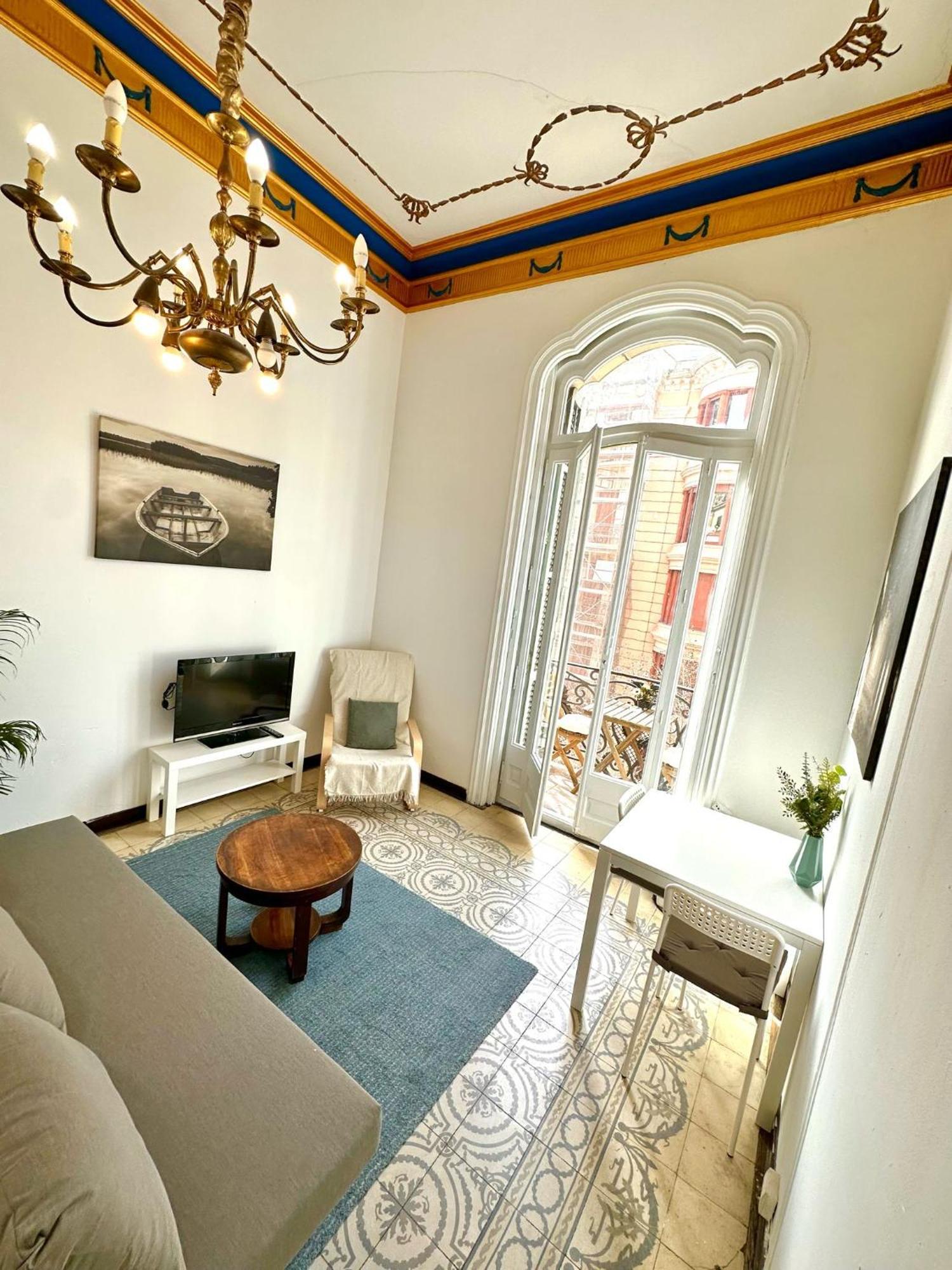Barcelona Central Apartments Exterior photo
