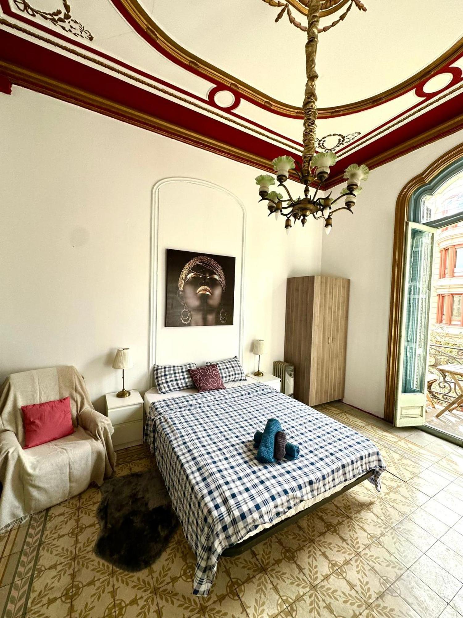 Barcelona Central Apartments Exterior photo