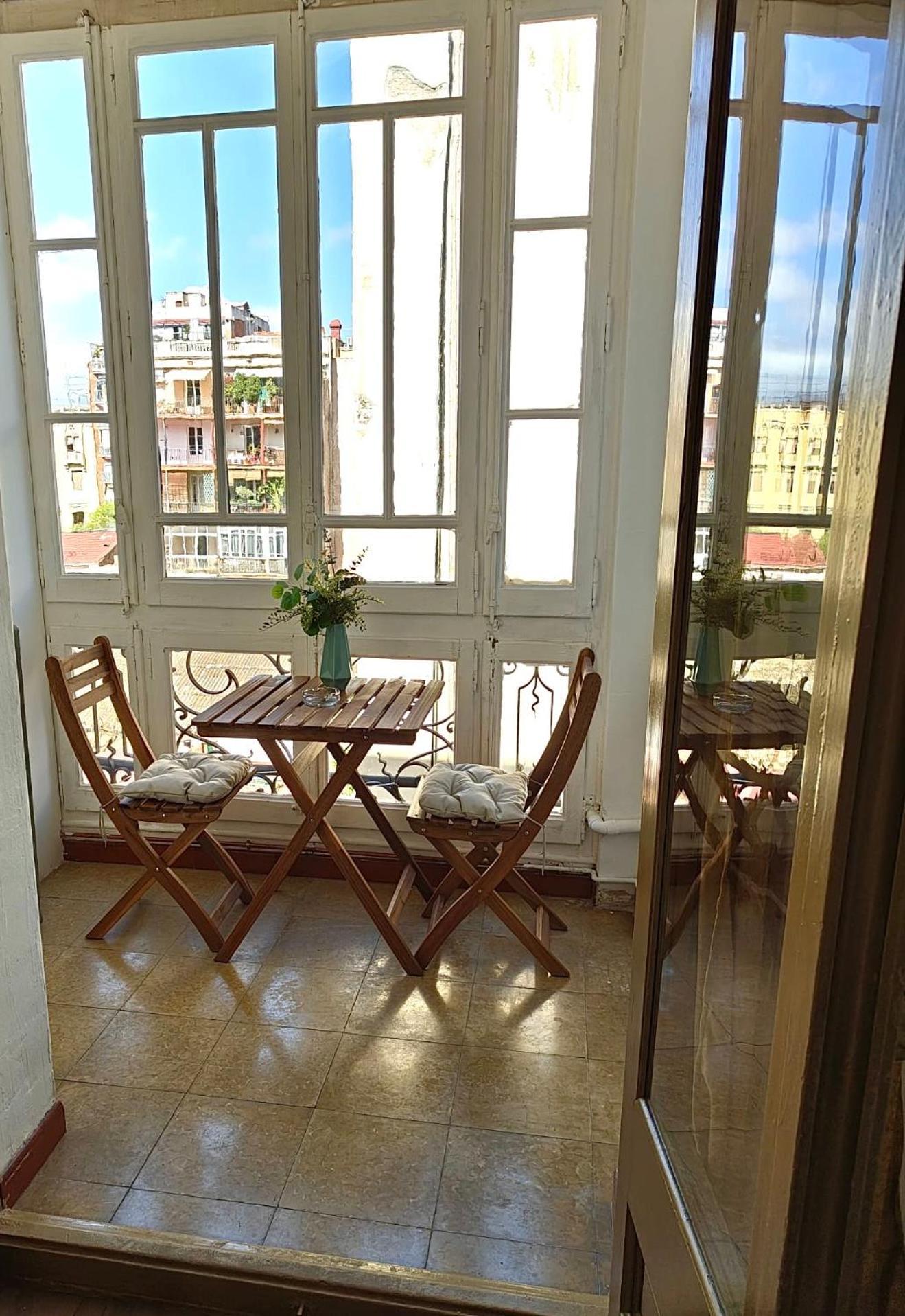 Barcelona Central Apartments Exterior photo