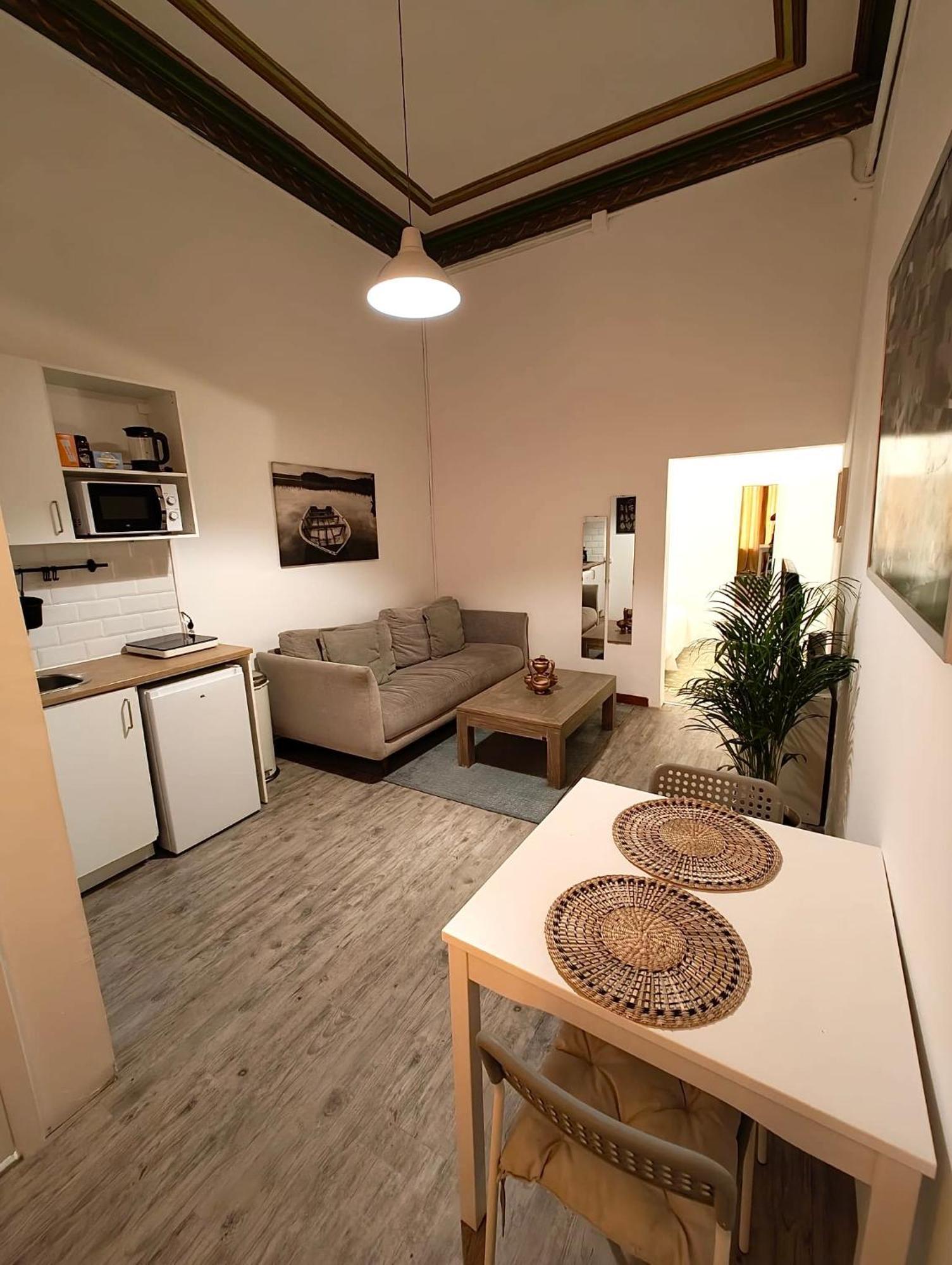 Barcelona Central Apartments Exterior photo